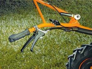 Adjustable operating bar
