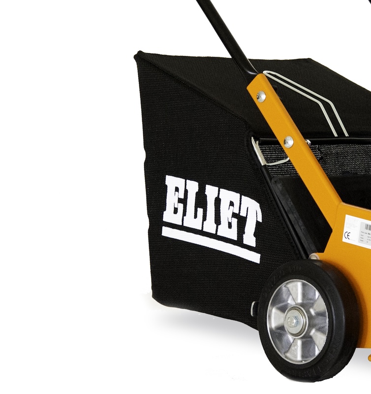 Optional spacious collection bag